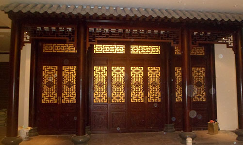 鄂城传统仿古门窗浮雕技术制作方法